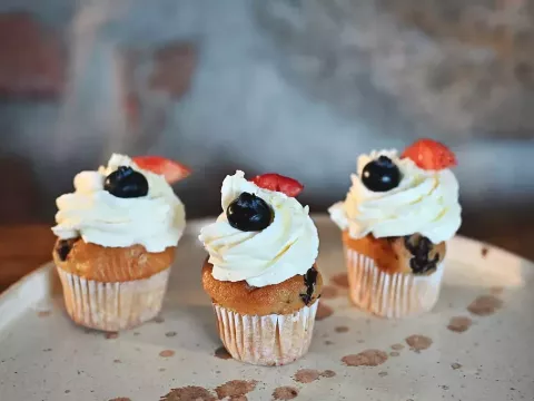 Mini cupcake s citronovým krémem 12ks