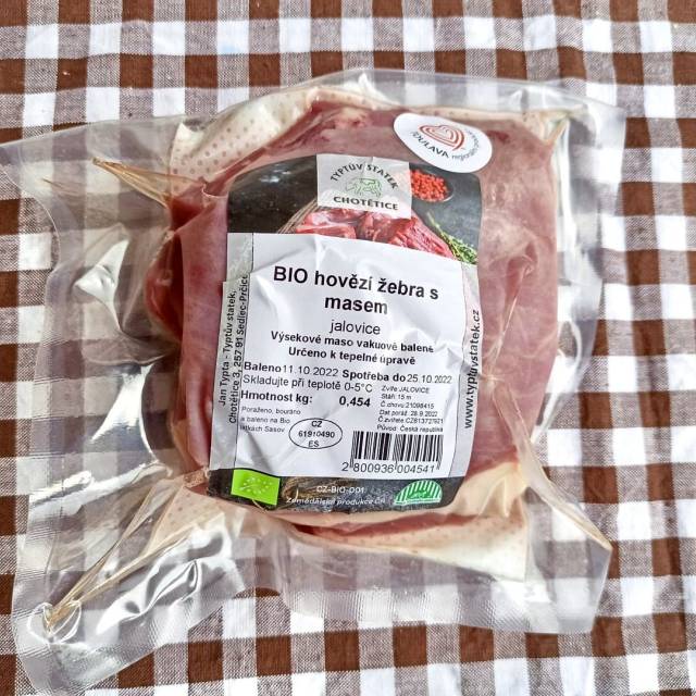 BIO hovězí žebra s masem, 600-800 g